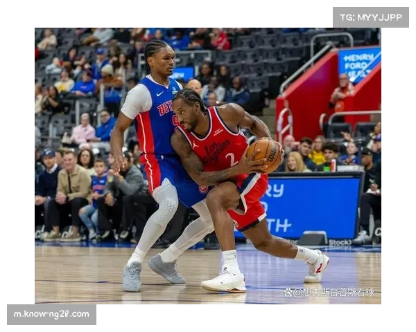 马刺在第三节防守强度突然提升 区域联防体系有效限制快船外线出手